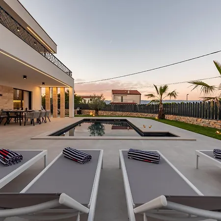 Kristo Zadarvillas Villa *